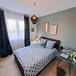 Villa - Maison Capucine- Proche Centre D'affaire Chauray, Jardin, Parking, Wifi Et Netflix, Ideal Voyage D'affaire, Familles, Ou Simple Escapade *