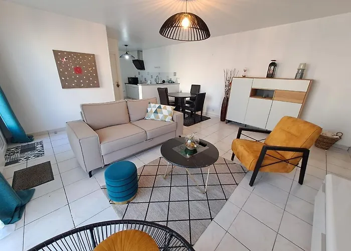 - Maison Capucine- Proche Centre D'affaire Chauray, Jardin, Parking, Wifi Et Netflix, Ideal Voyage D'affaire, Familles, Ou Simple Escapade Villa *